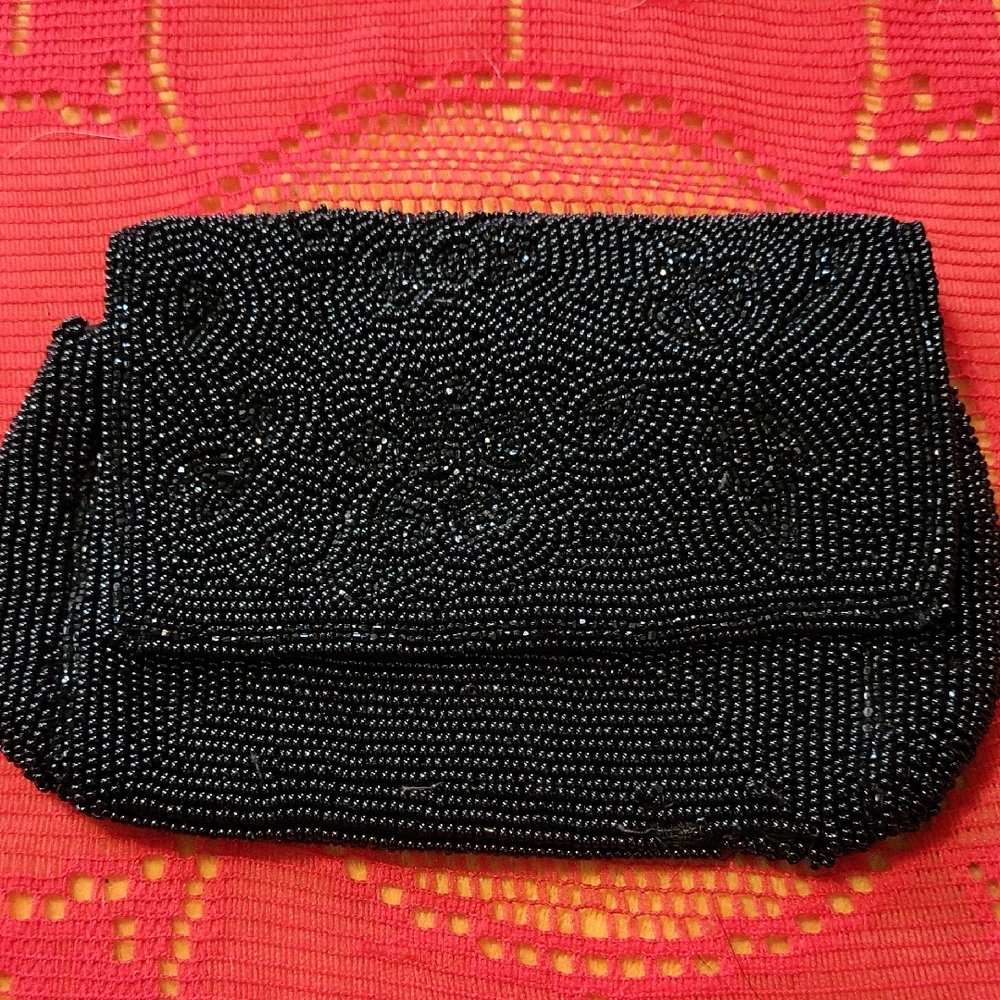 Elegant Hand Made Black Beaded Floral Design Clutch